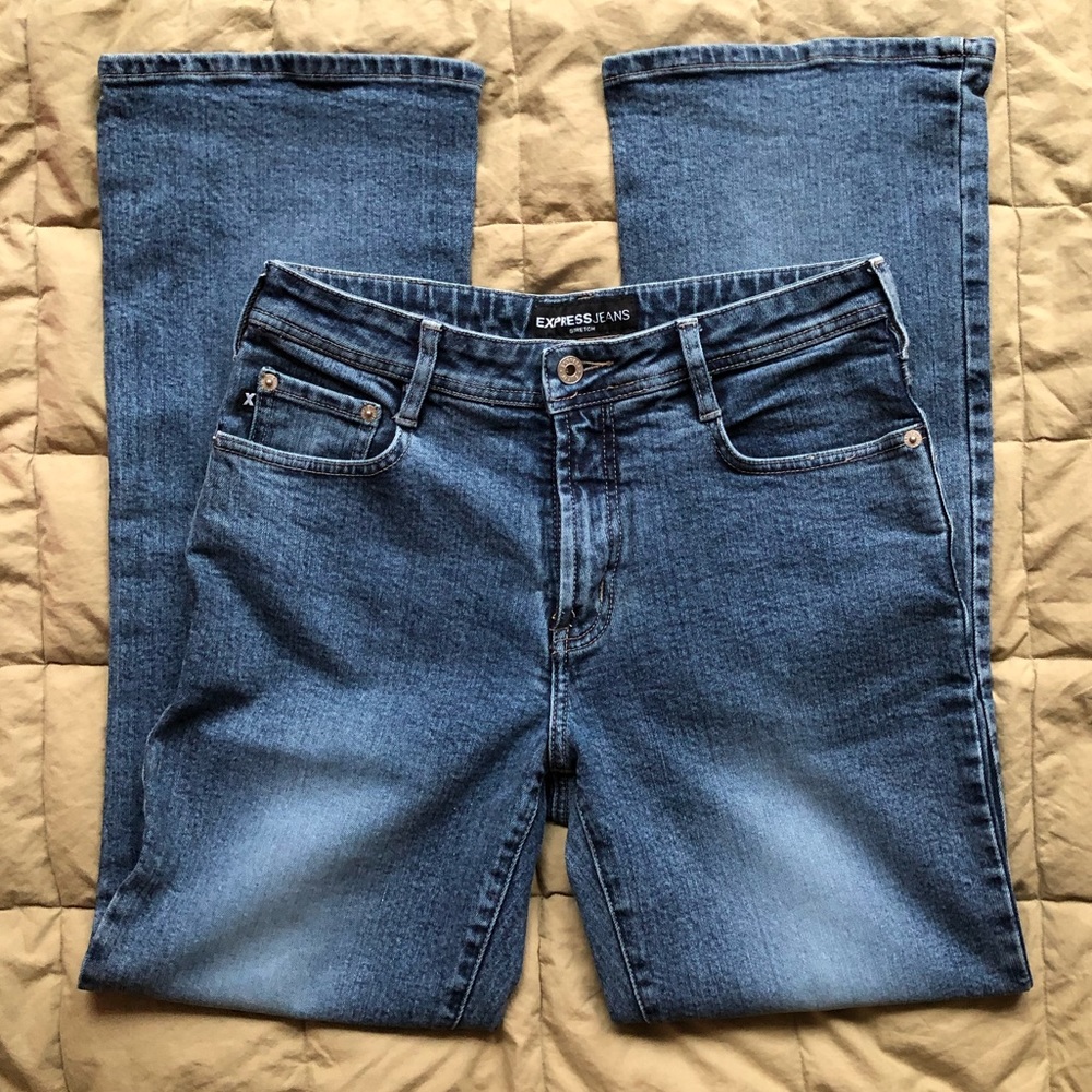 Express Vintage Stretch Fit & Flare Jeans 9/10 Short
